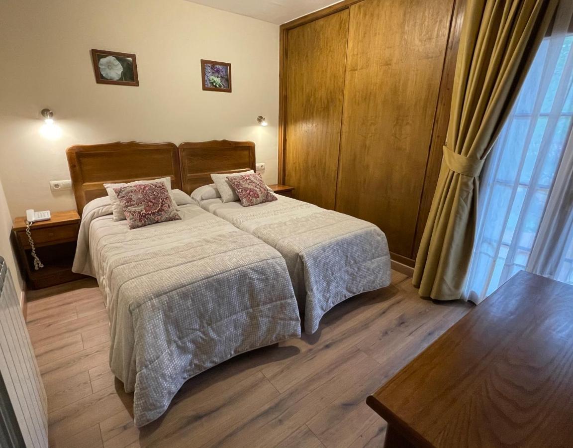 Hotel Rural Pena Castil Sotres Buitenkant foto