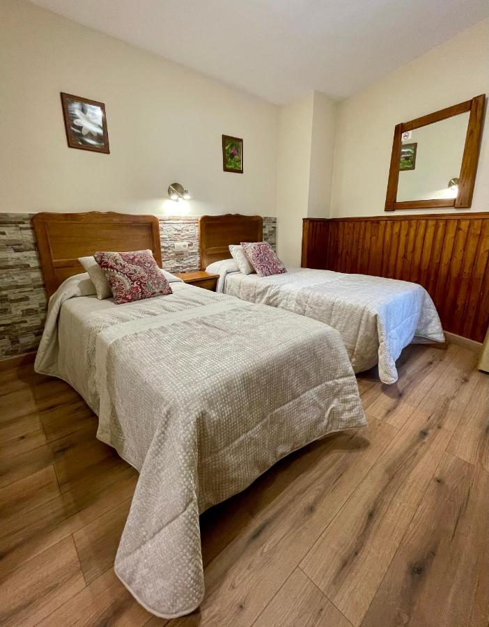 Hotel Rural Pena Castil Sotres Buitenkant foto