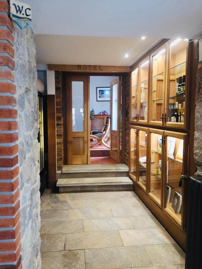 Hotel Rural Pena Castil Sotres Buitenkant foto